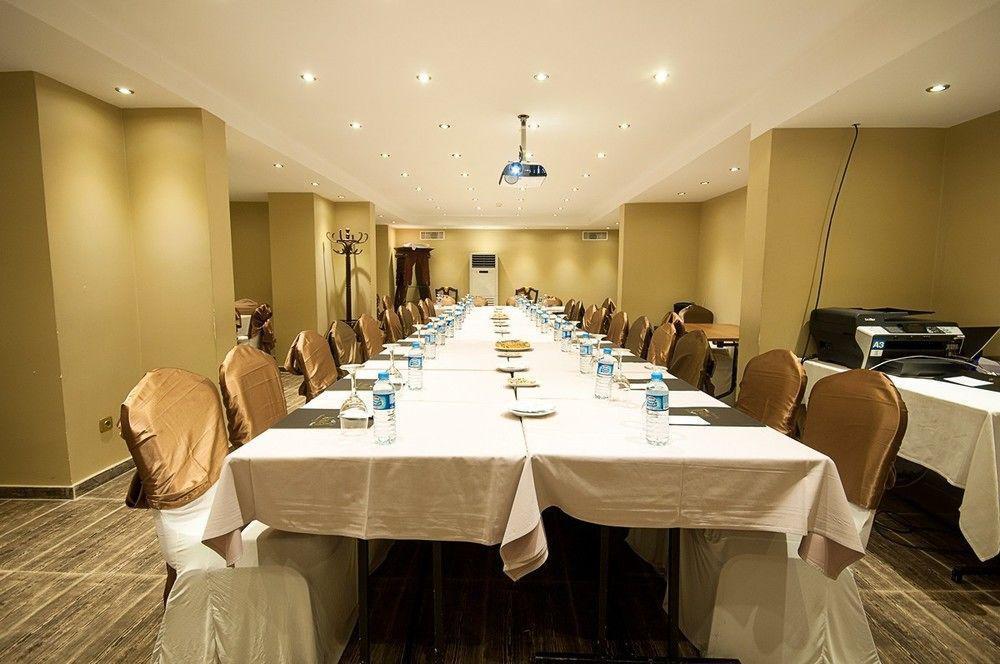 Kaya Premium Hotel Adana Exterior photo